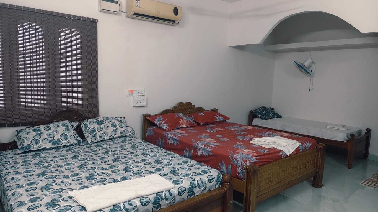 Photo of Bedroom in Palayankottai