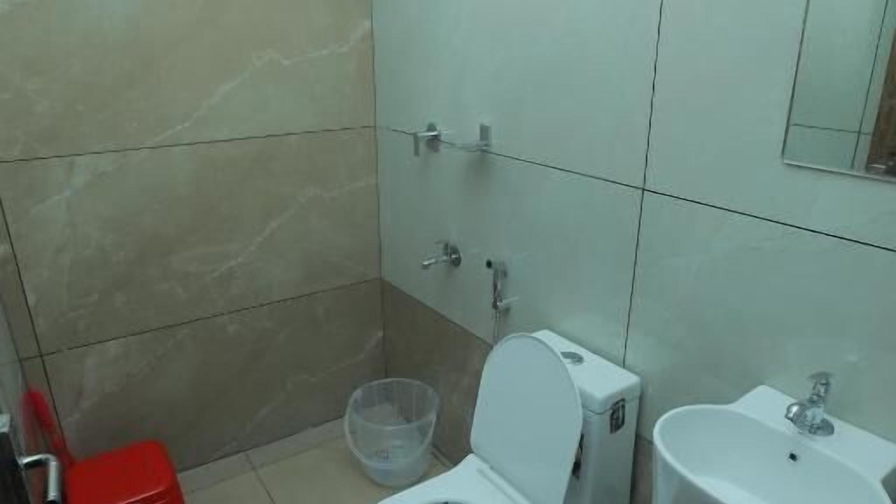 Photo of Bathroom in Kunnamkulam