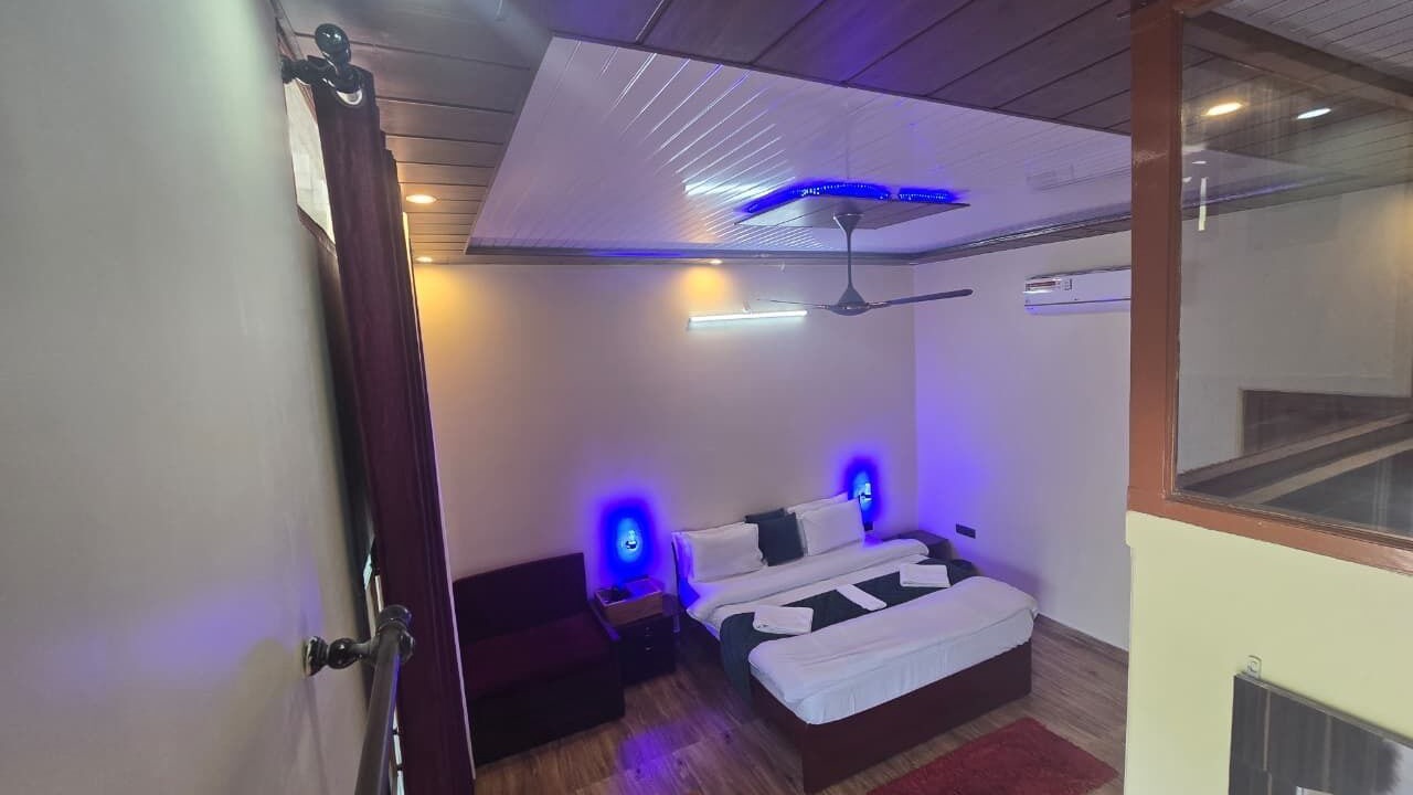 Photo of Bedroom in Naukuchiyatal