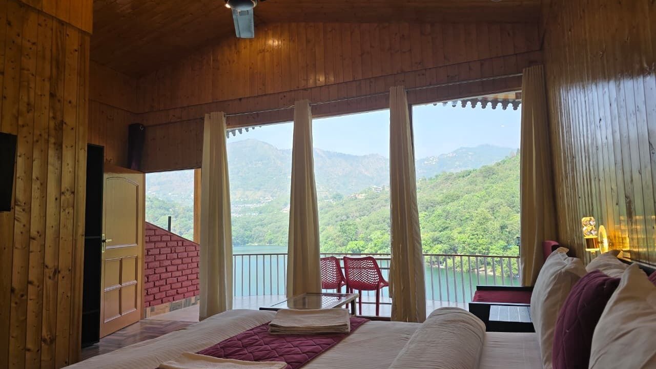 Photo of Bedroom in Naukuchiyatal