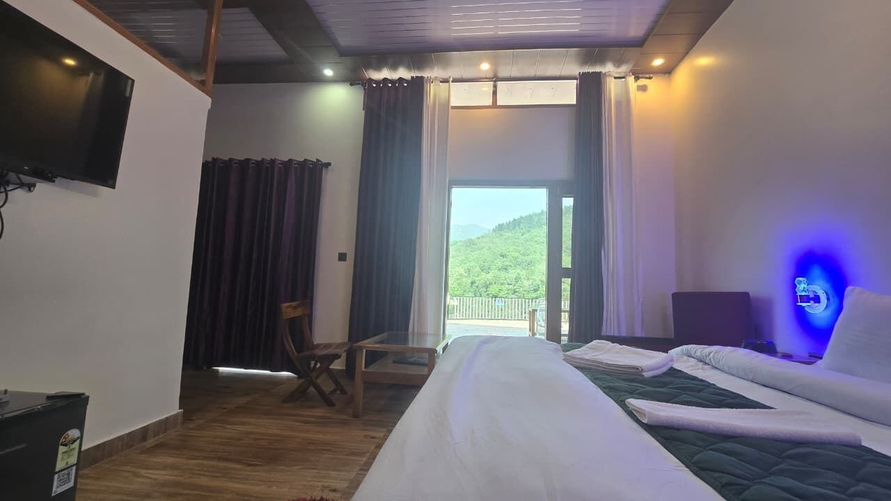 Photo of Bedroom in Naukuchiyatal