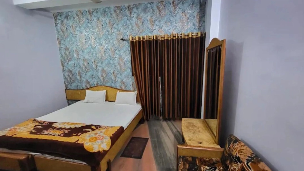 Photo of Bedroom in Dhanbad