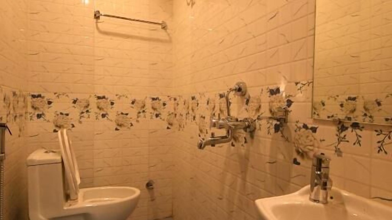 Photo of Bathroom in Mamit
