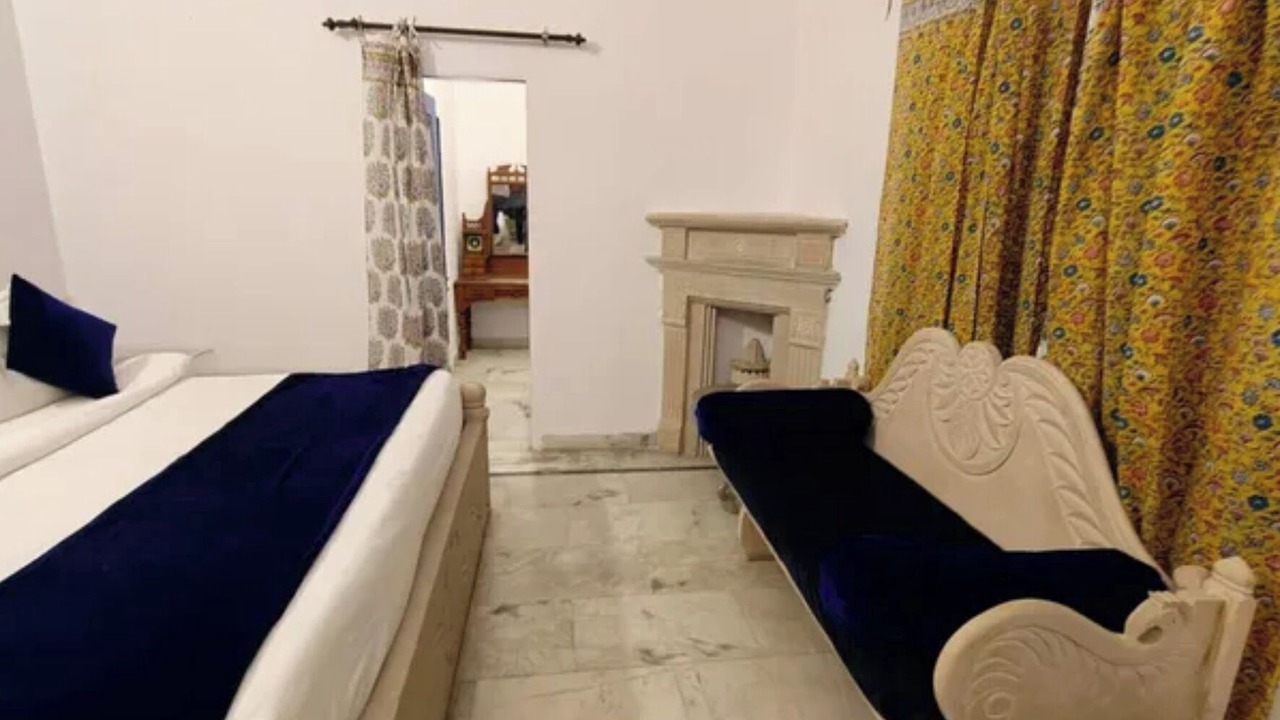 Photo of Bedroom in Vaishali Nagar