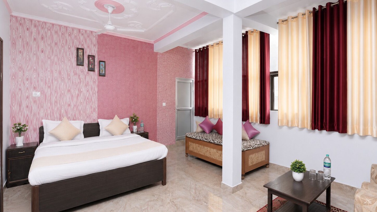 Photo of Bedroom in Pithoragarh