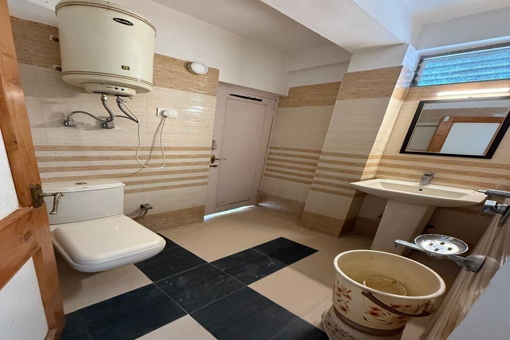 Photo of Bathroom in Aleo