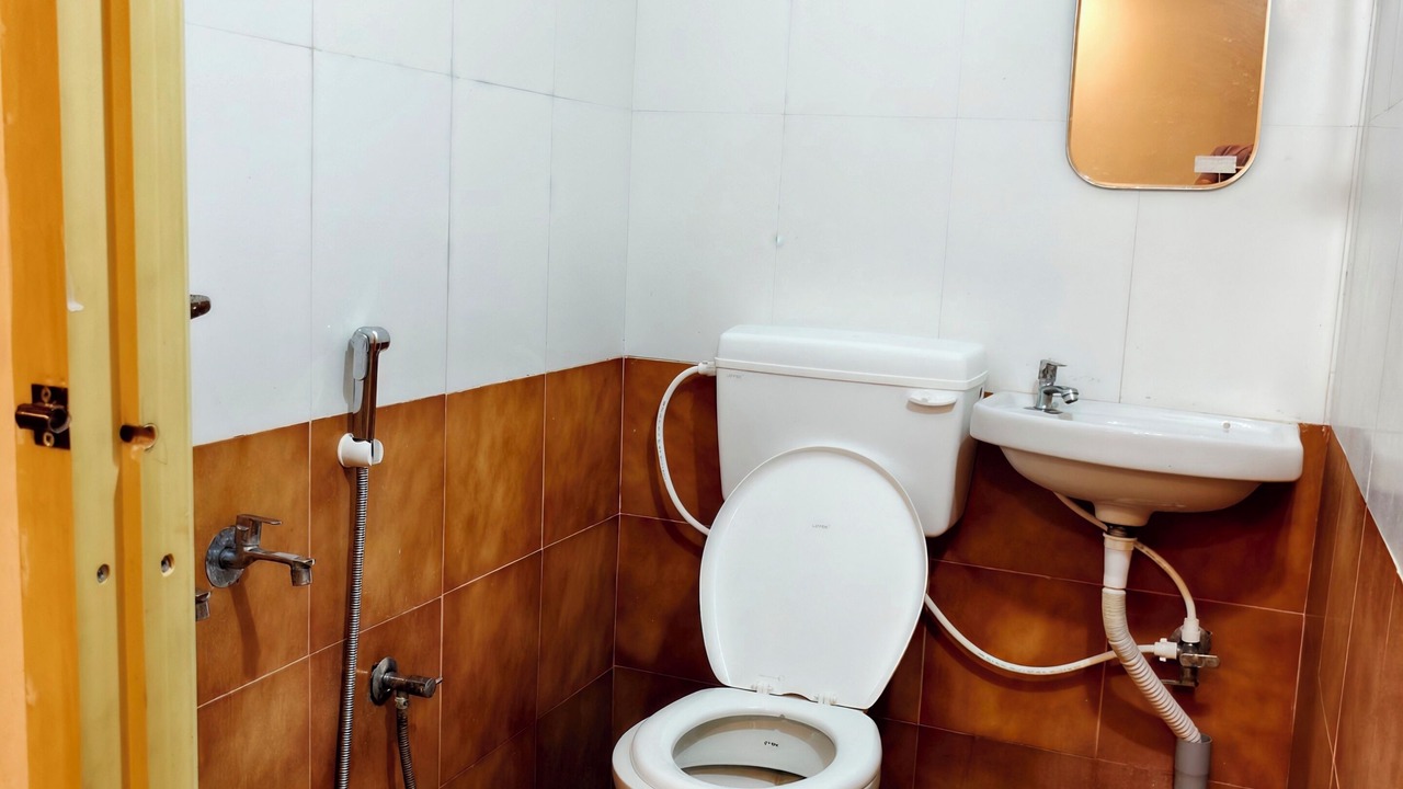 Photo of Bathroom in Srirangam