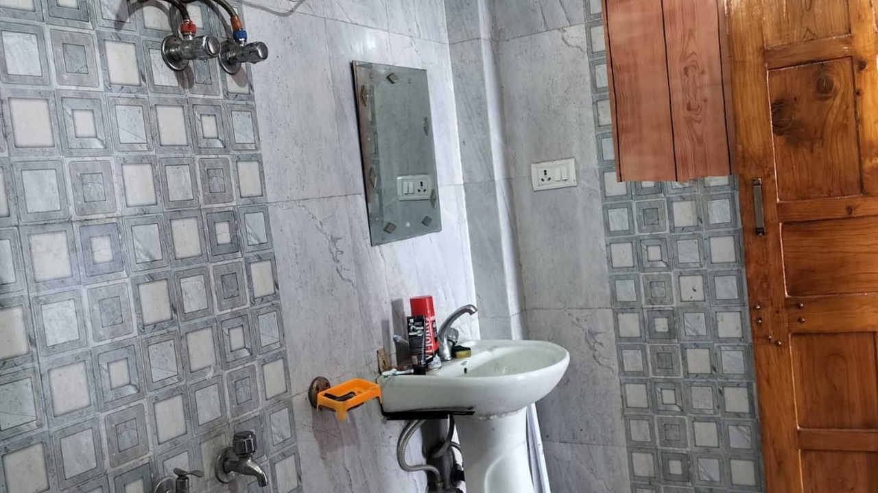 Photo of Bathroom in Shimla