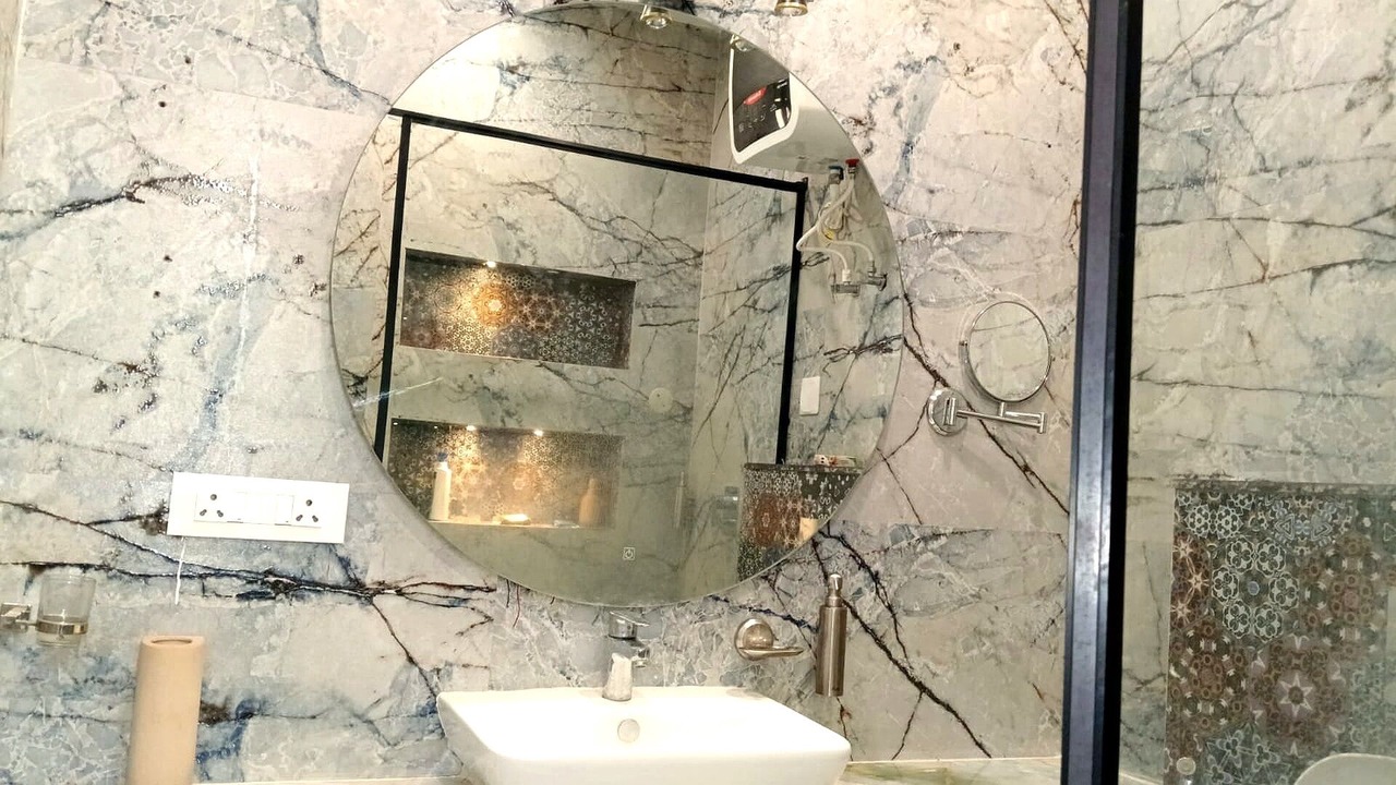 Photo of Bathroom in Benipur