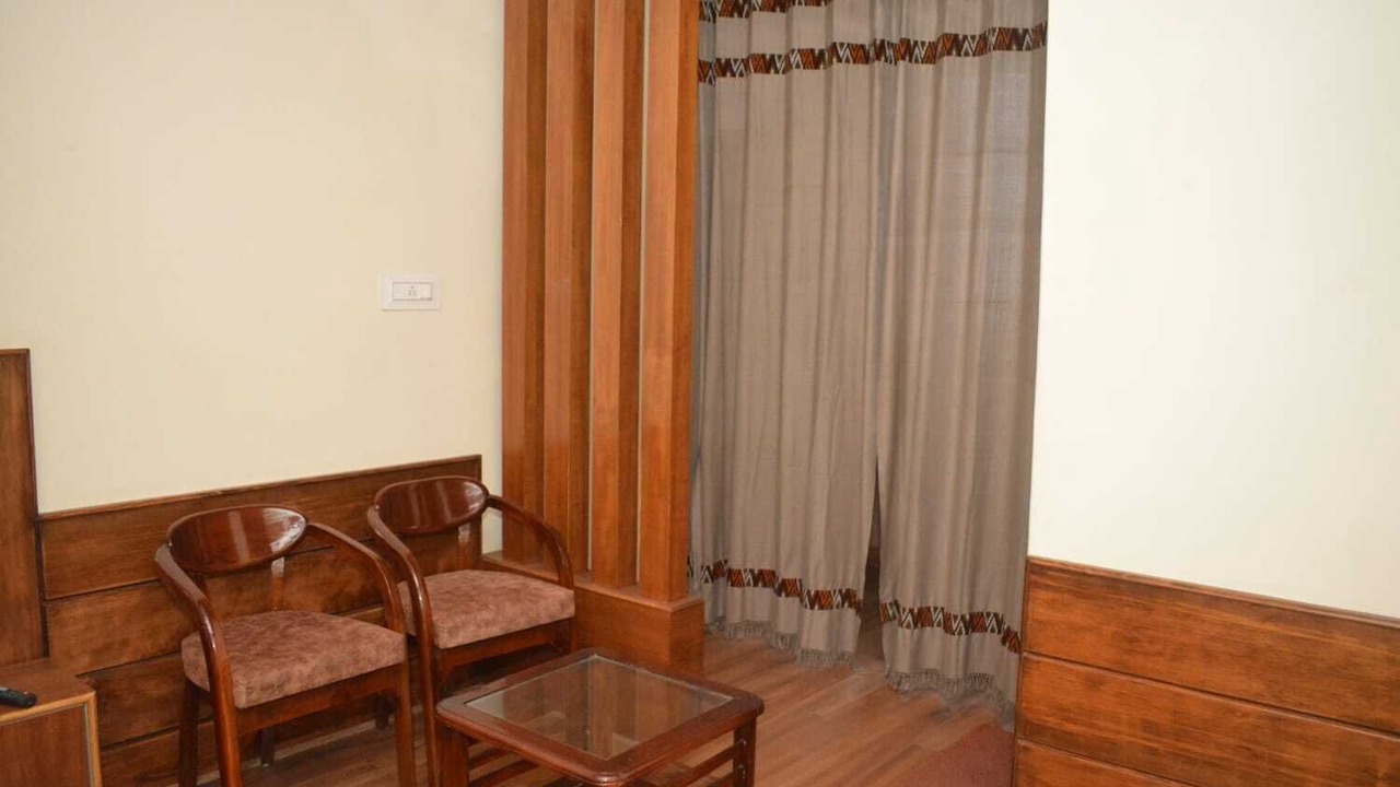 Photo of Bedroom in Bhuntar