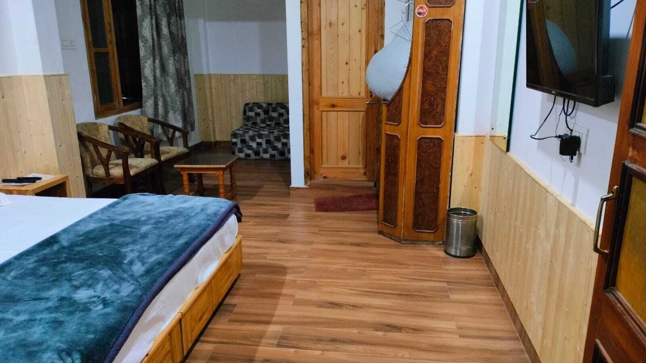 Photo of Bedroom in Bhuntar