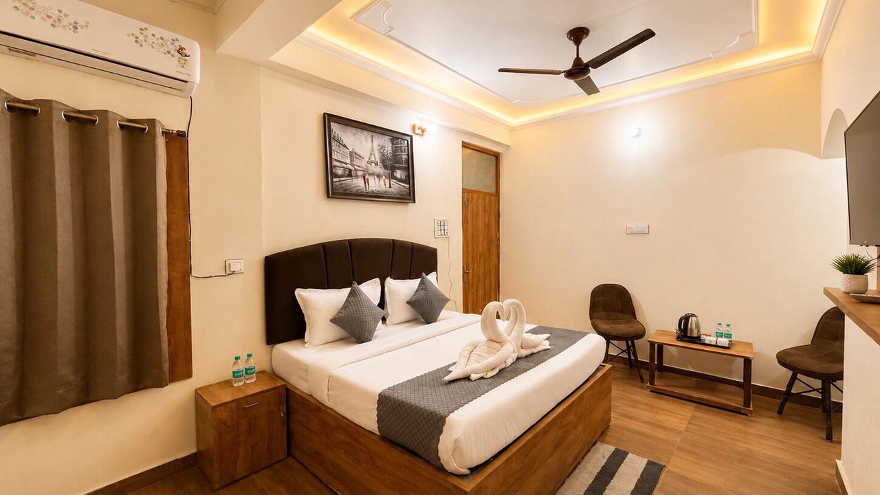 Photo of Bedroom in Haridwar