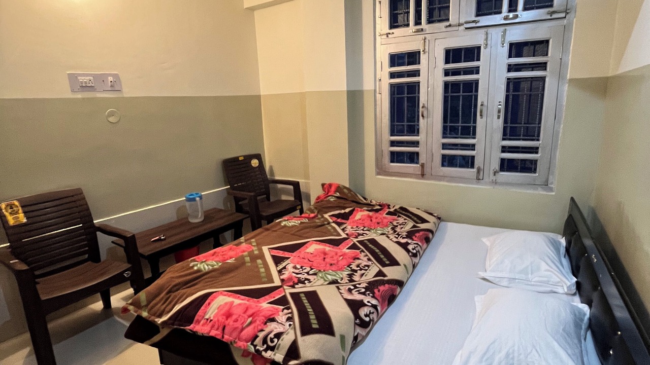 Photo of Bedroom in Brahmaur