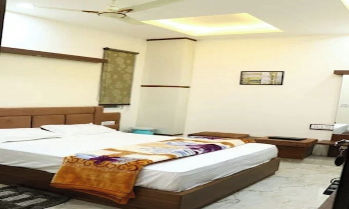 Photo of Bedroom in Hapur