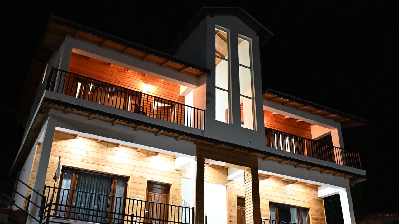 Photo of Outdoor in Matial