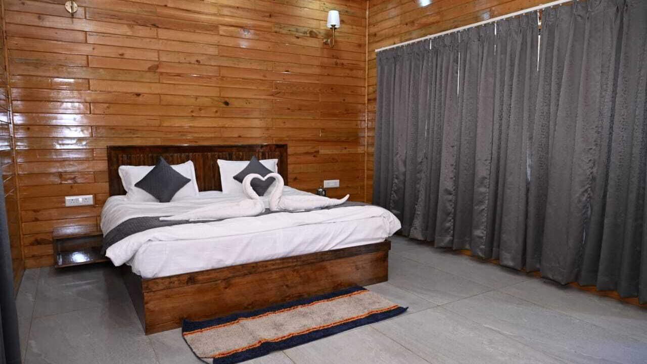 Photo of Bedroom in Matial