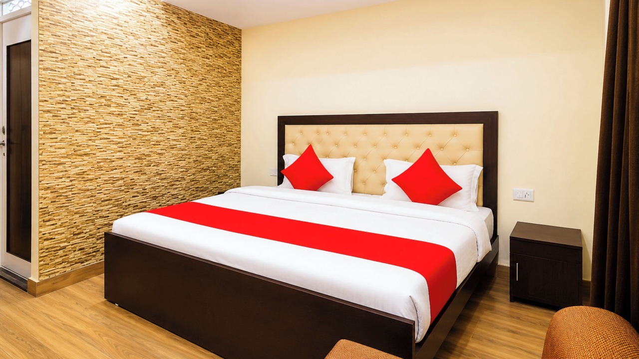 Photo of Bedroom in Charbagh