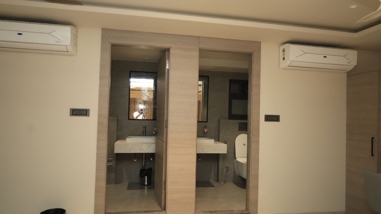 Photo of Bathroom in Sualkuchi