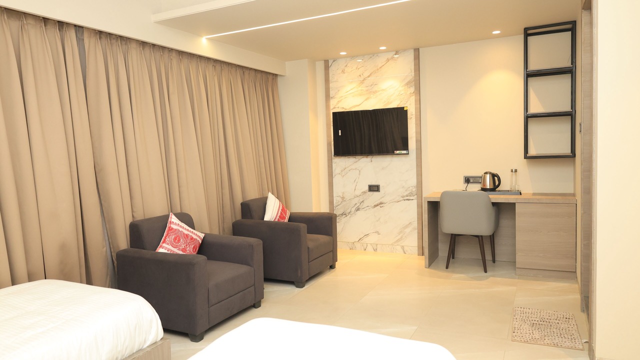 Photo of Bedroom in Sualkuchi