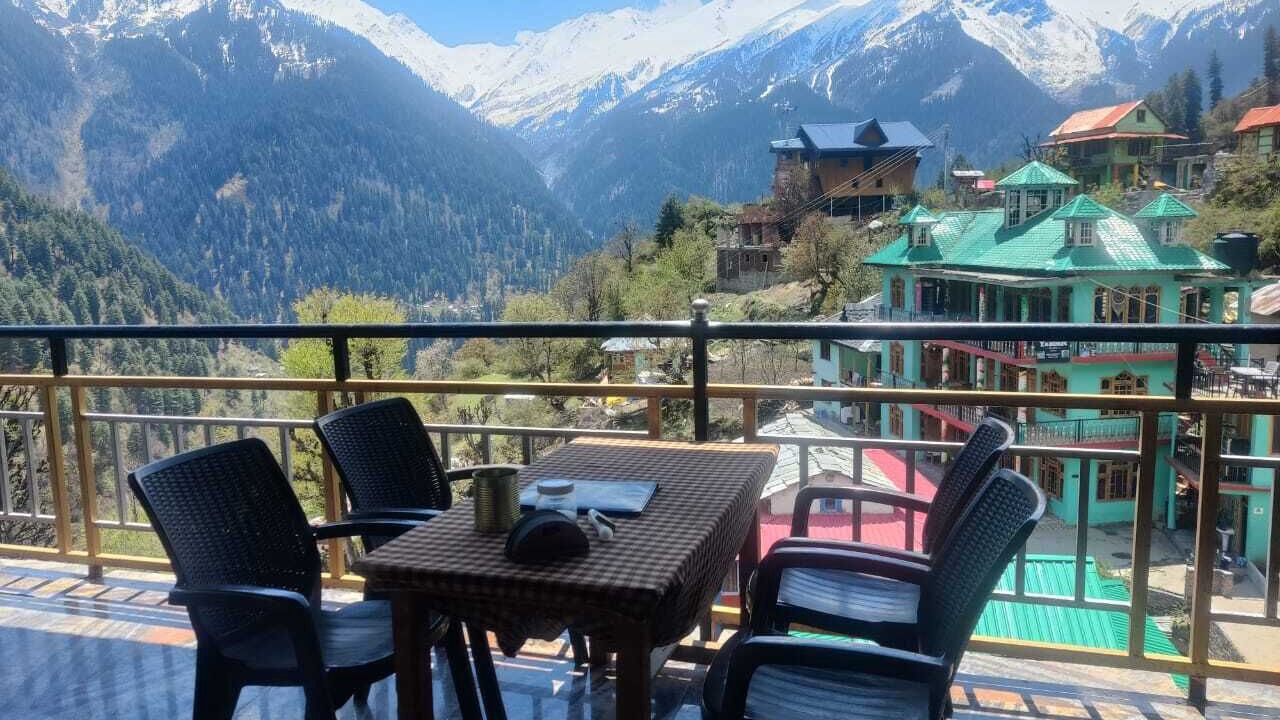 Photo of Outdoor in Tosh