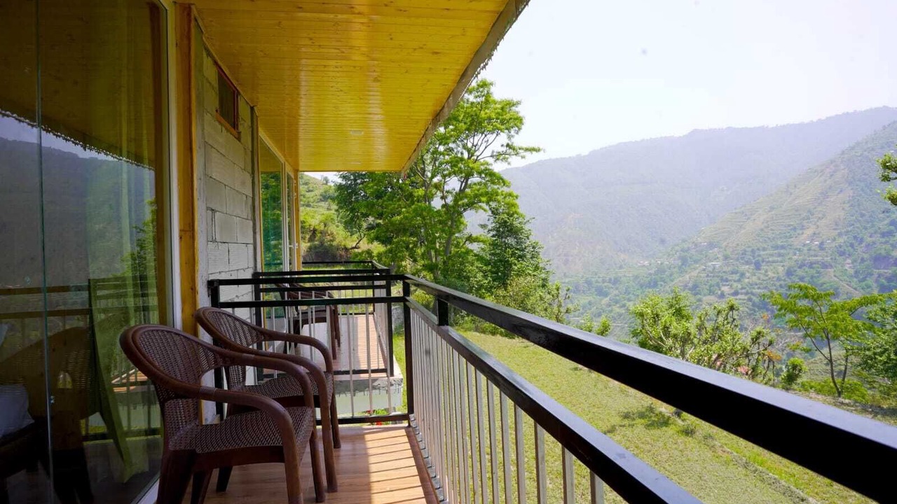 Photo of Patio Balcony in Chakrata