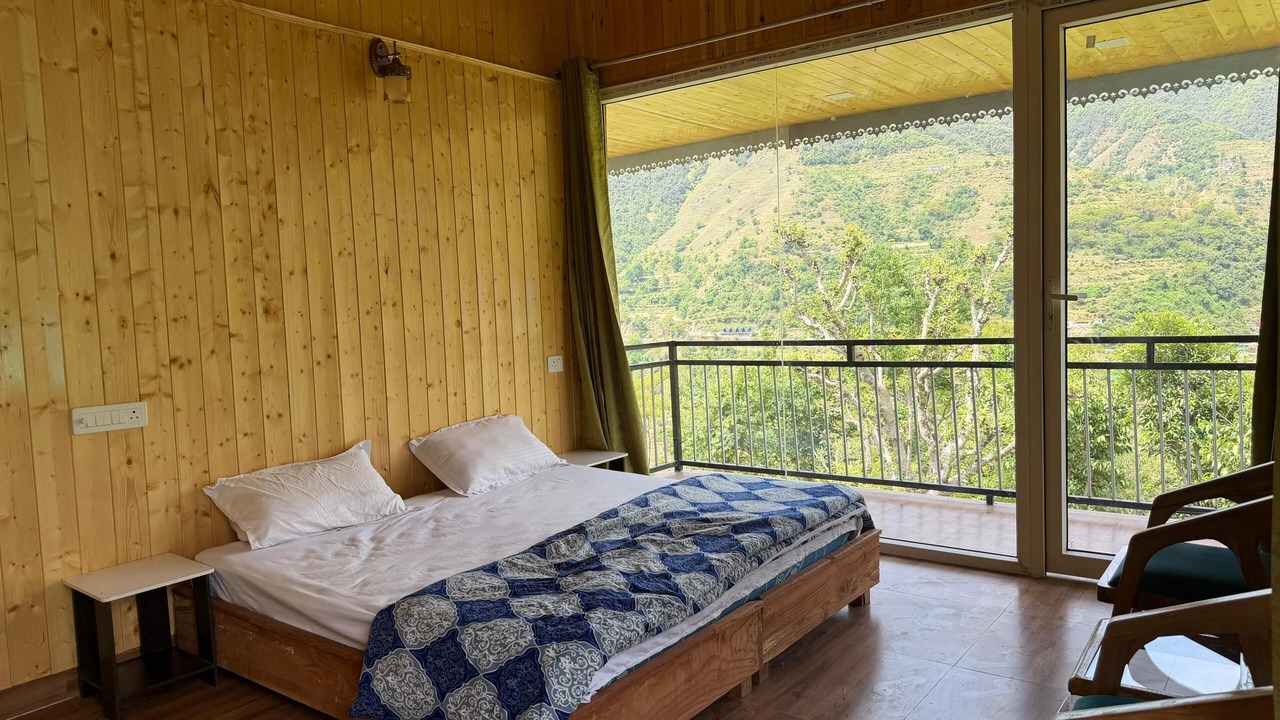 Photo of Patio Balcony in Chakrata