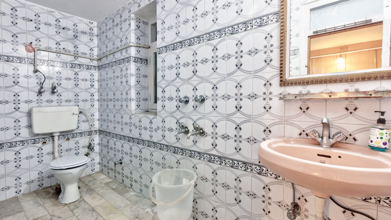 Photo of Bathroom in Aleo
