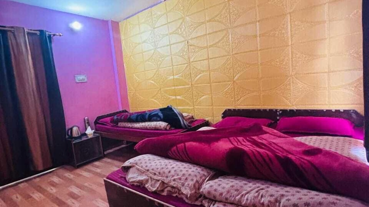 Photo of Bedroom in Kedarnath