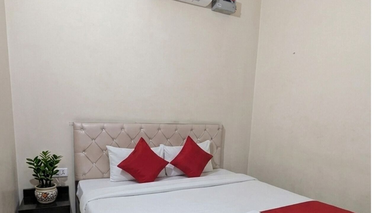 Photo of Bedroom in Meerut