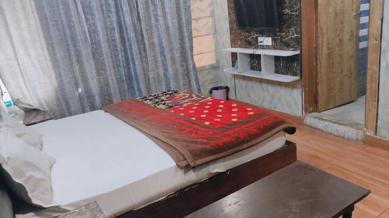Photo of Bedroom in Dugalbitta
