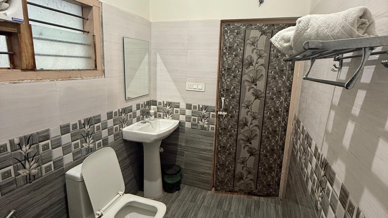 Photo of Bathroom in Kanakanahalli