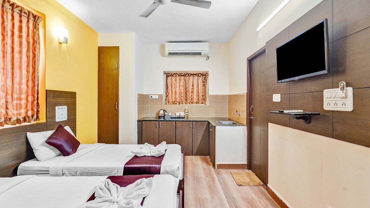 Photo of Bedroom in Mylapore Tiruvallikk