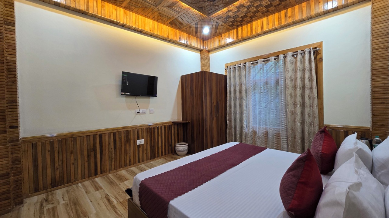 Photo of Bedroom in Chail