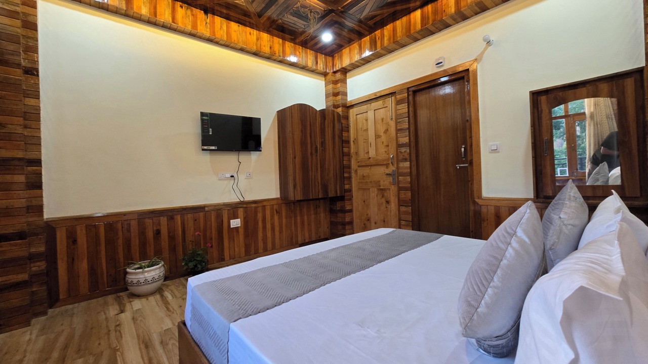 Photo of Bedroom in Chail