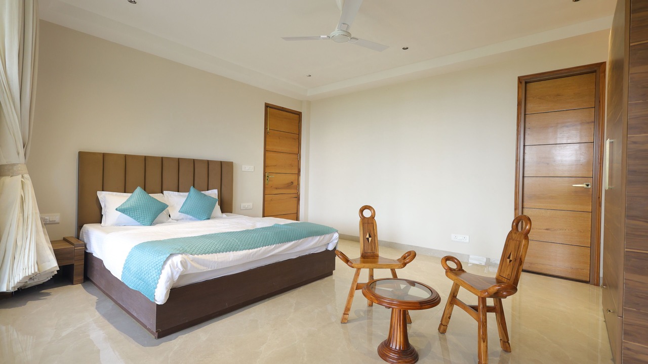 Photo of Bedroom in Dharampur