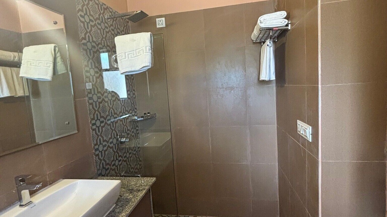 Photo of Bathroom in Modasa