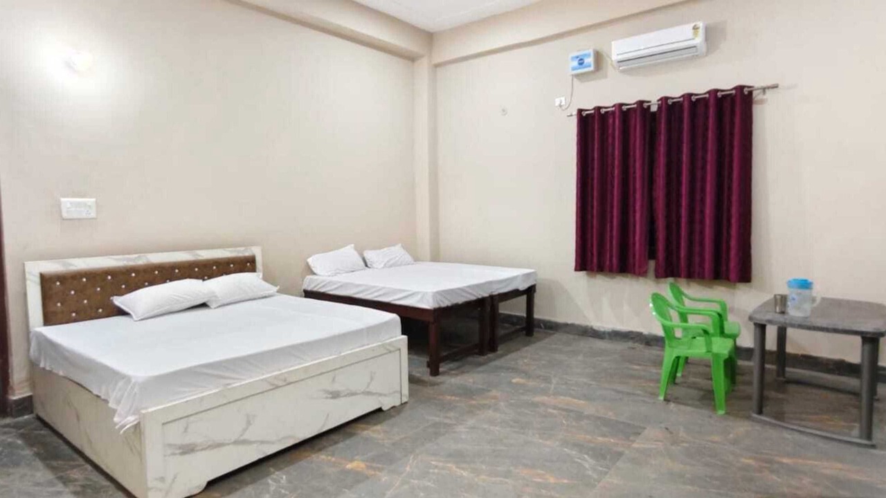 Photo of Bedroom in Dibiyapur