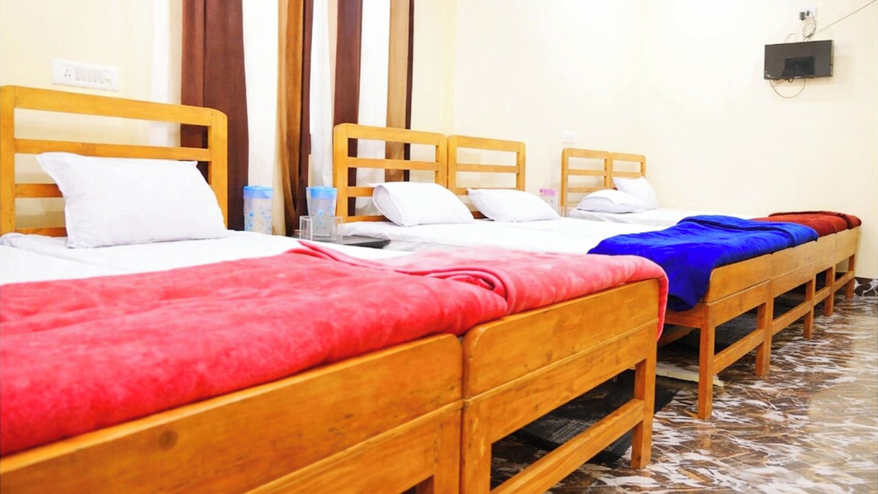 Photo of Bedroom in Uttarkashi