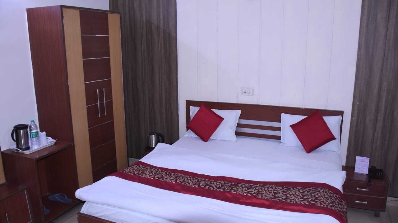 Photo of Bedroom in Meerut
