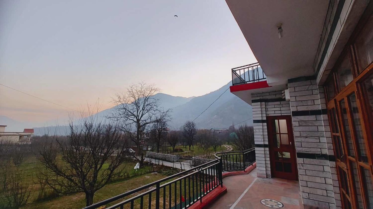 Photo of Patio Balcony in Manali