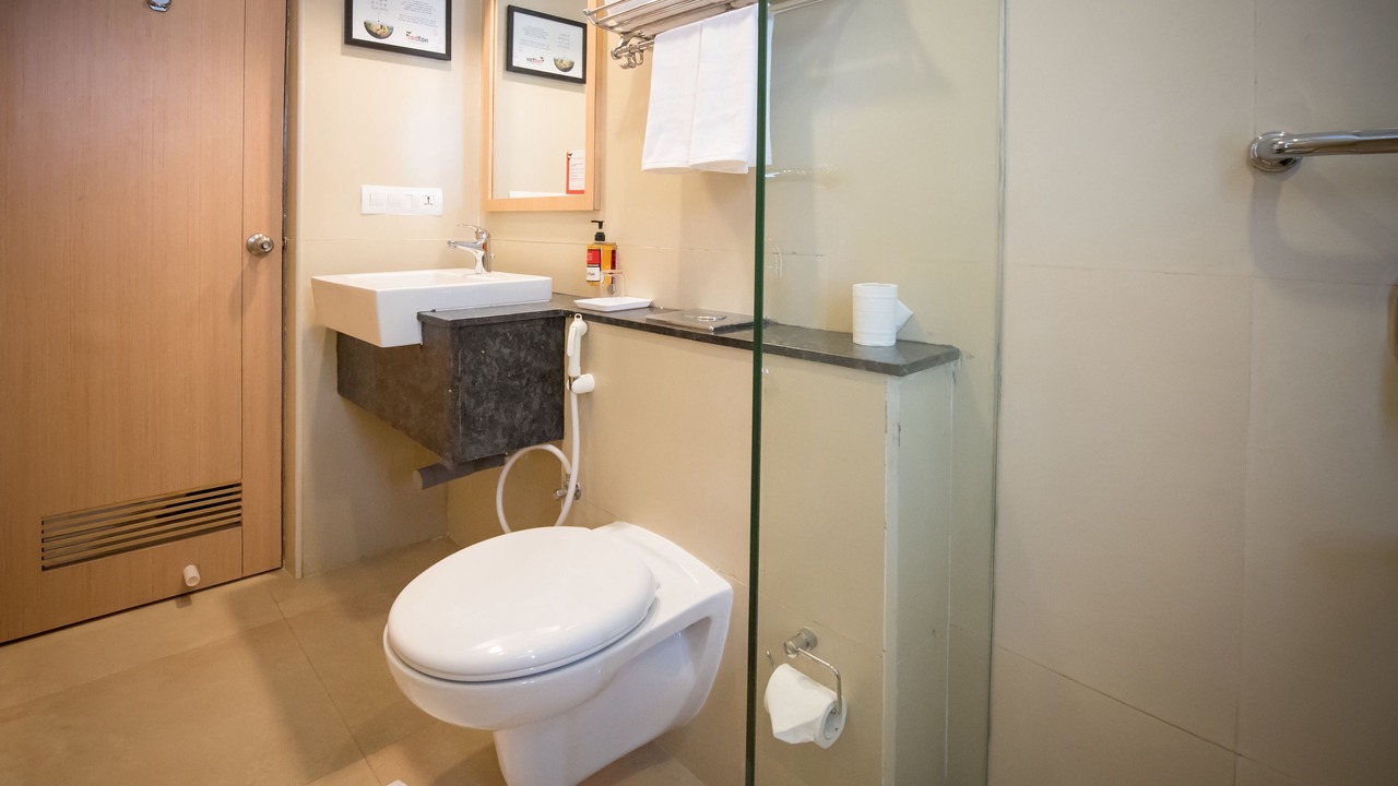 Photo of Bathroom in Tiruchirappalli