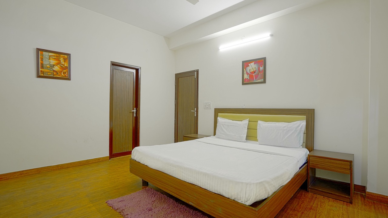 Photo of Bedroom in Kasauli