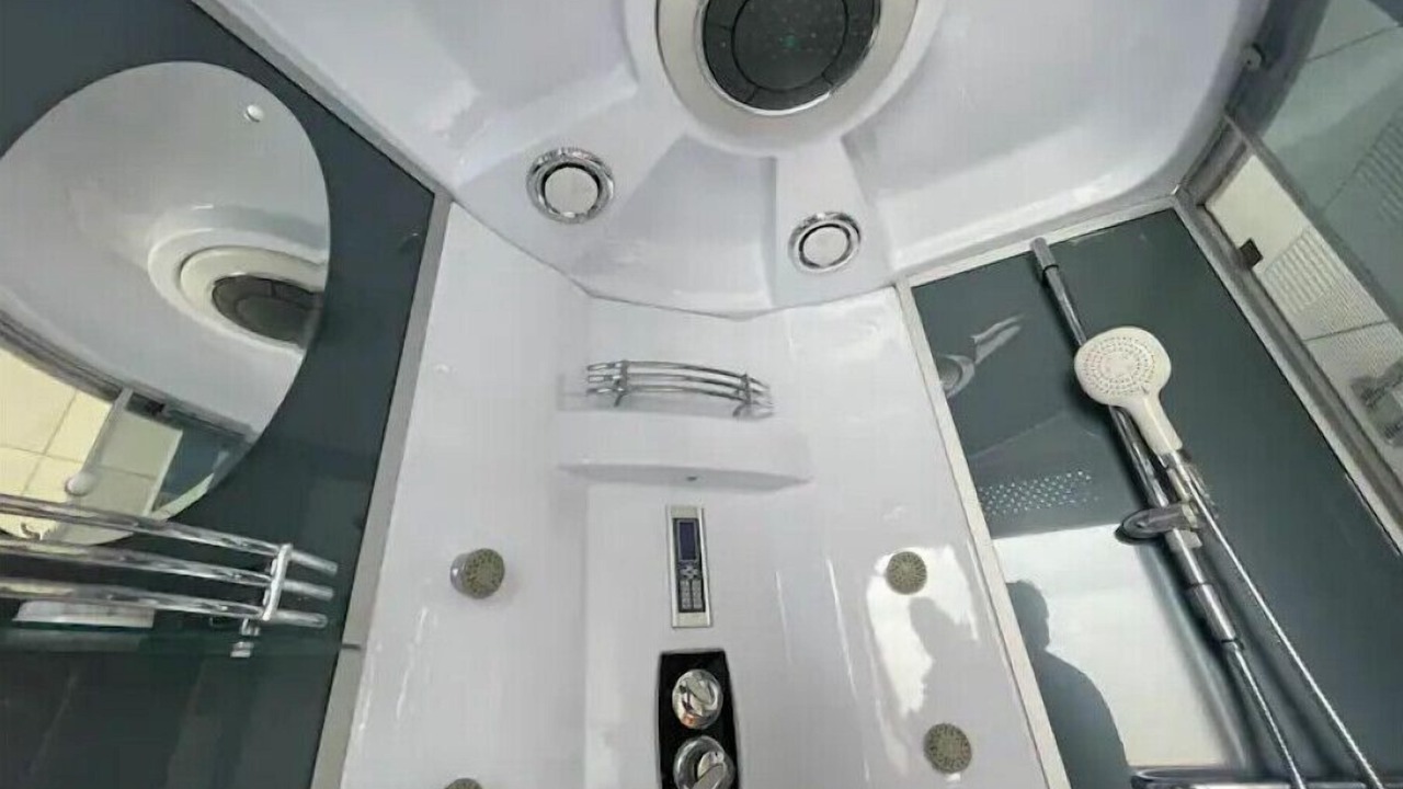 Photo of Bathroom in New Manali