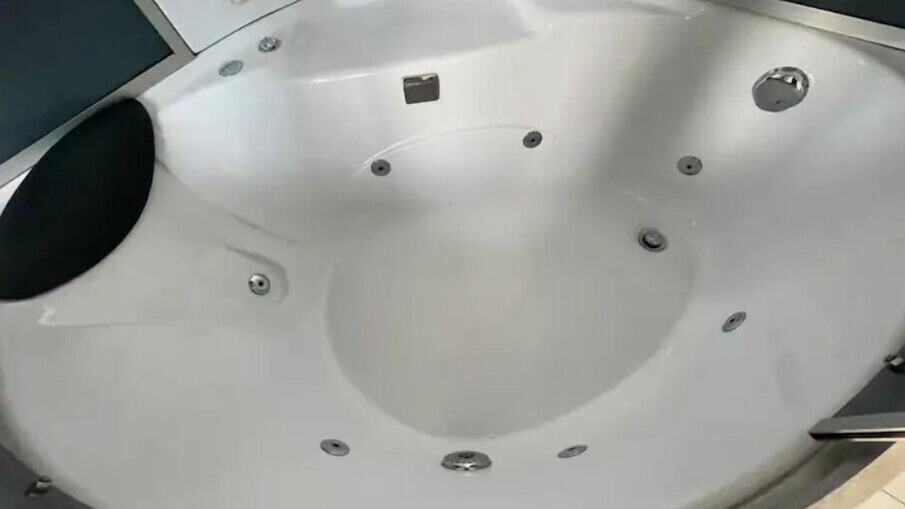 Photo of Bathroom in New Manali