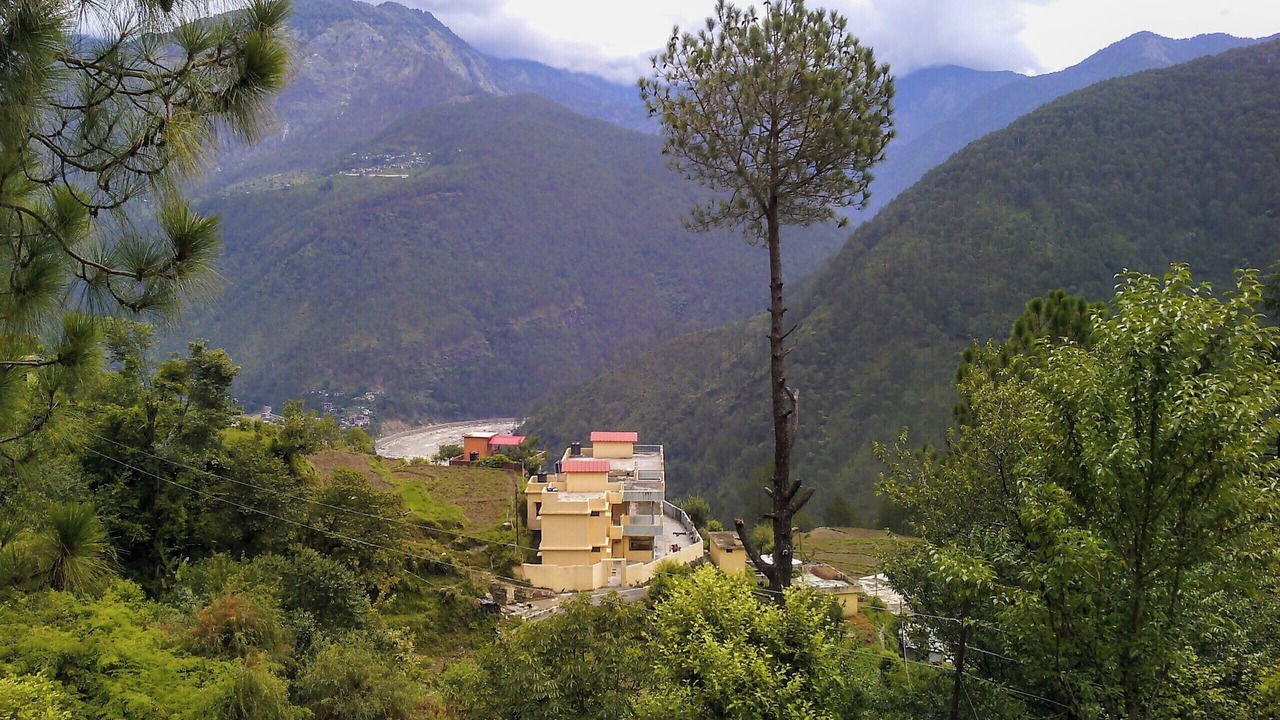 Photo of Bathroom in Uttarkashi