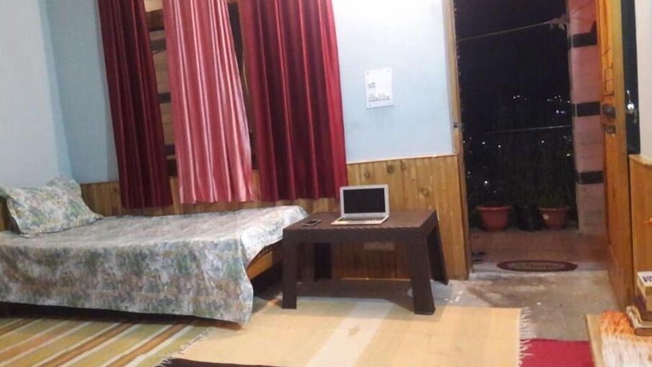 Photo of Bedroom in Manali