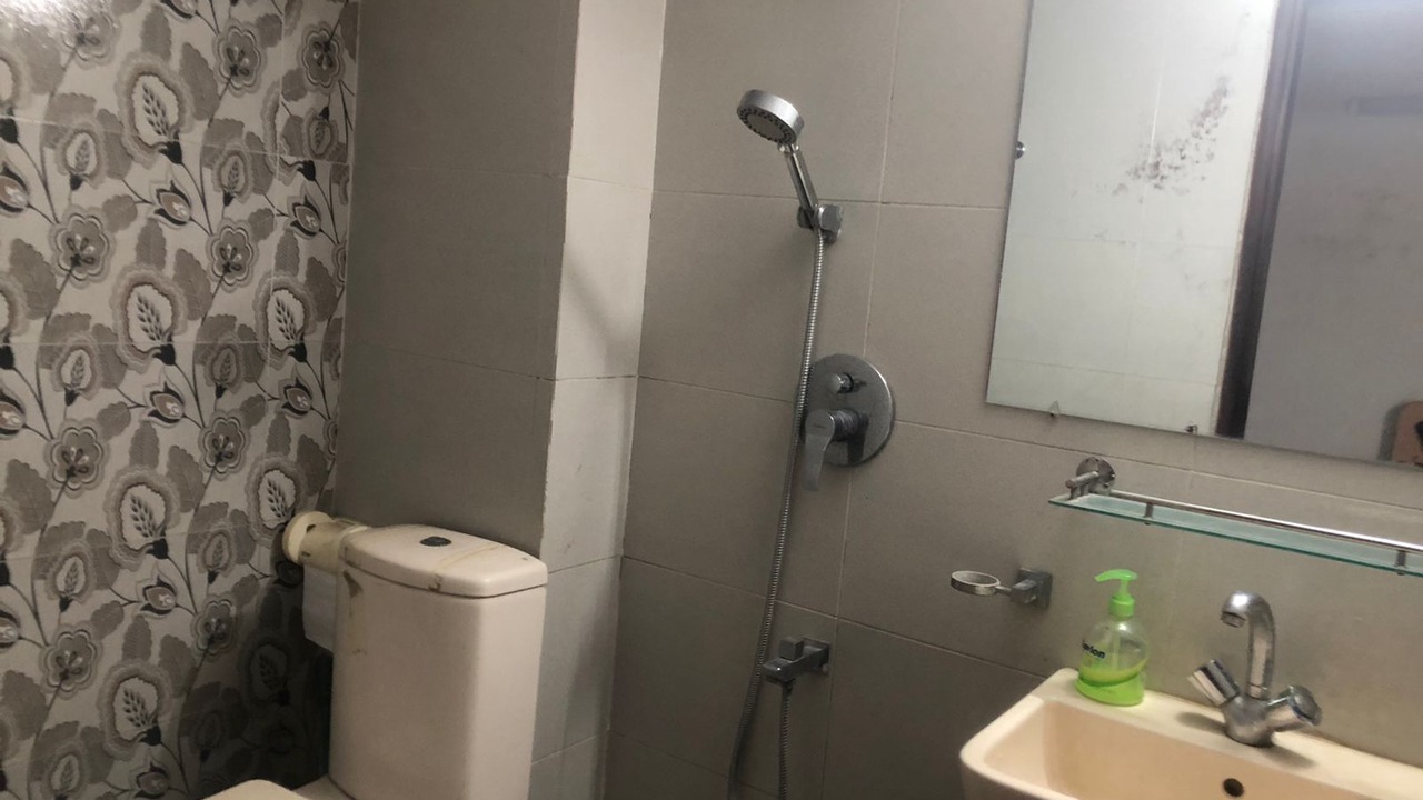 Photo of Bathroom in Basundhara Residential Area