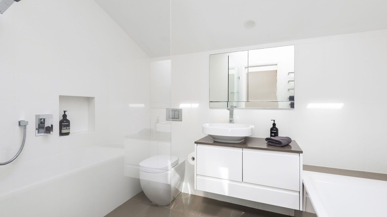 Photo of Bathroom in Whale Beach