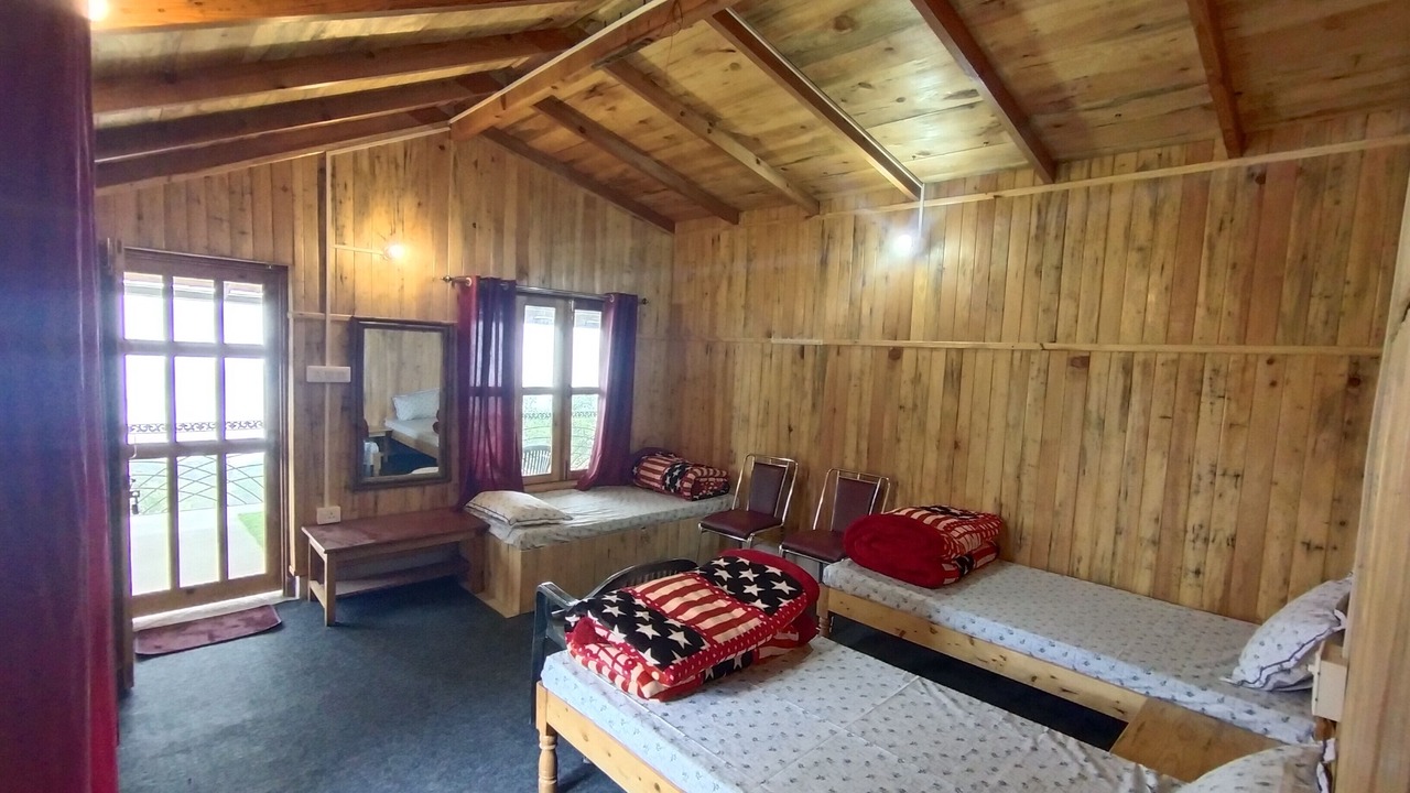 Photo of Bedroom in Jeolikote