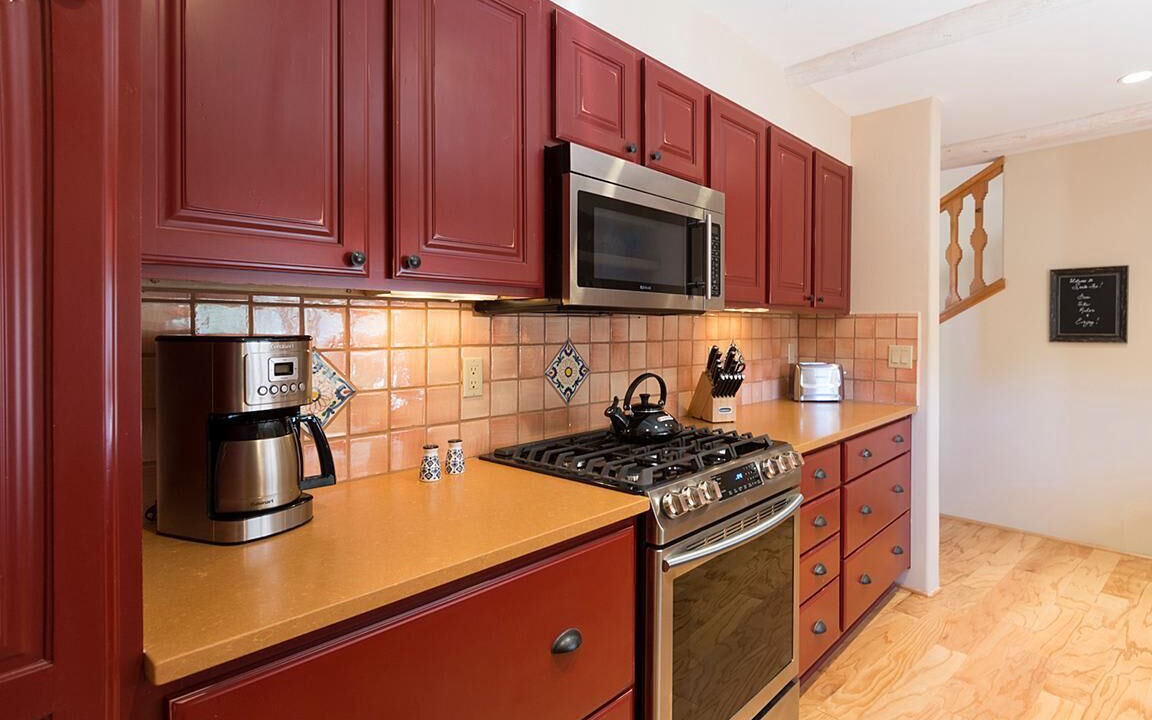 Photo of Kitchen in Northeast Santa Fe